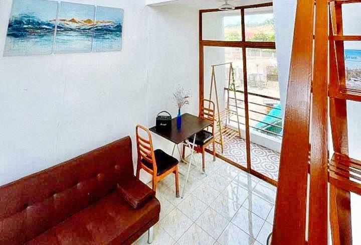 ליאן The Lavana Villa Del Matabungkay By Reddoorz מראה חיצוני תמונה
